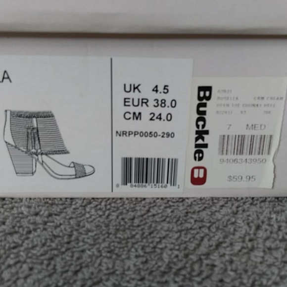 NOT RATED BRAND ROSELLA SANDALS - Picture 7 of 7